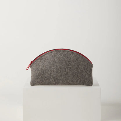 Multi Tone Curved Half Moon Zipper Storage Bag with Contrast Zipper, Light Small Cosmetic Pouch for Daily Outfit Collocation
